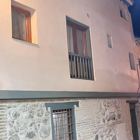 La Casa De Vigas Verdes * Toledo
